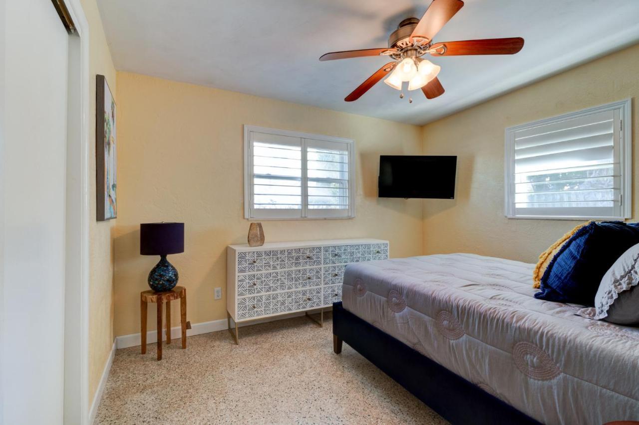 דייטונה ביץ' 3 Bed 2 Ba Wifi Kitchen Walk To Beach Firepit מראה חיצוני תמונה