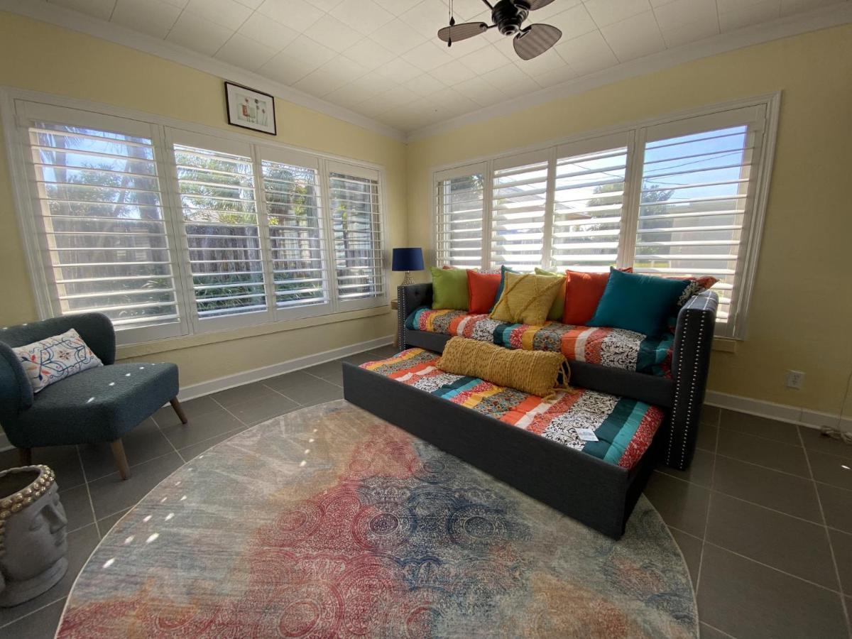 דייטונה ביץ' 3 Bed 2 Ba Wifi Kitchen Walk To Beach Firepit מראה חיצוני תמונה